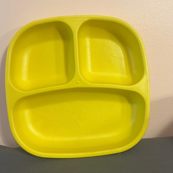 REPLAY Divided Deep Baby Toddler Plates Recycled Eco Friendly BPA Free 8 Plates - Picture 3 of 9